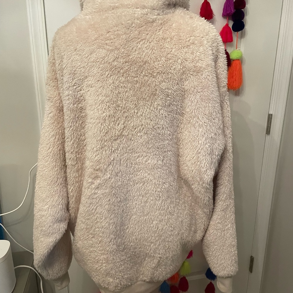 Express Pull Over, 100% Polyester - image 4